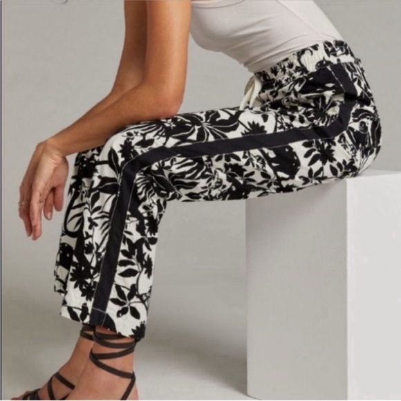 Anthropologie Pants - Anthropologie Maeve Tenley Twill Cat
Track Pants